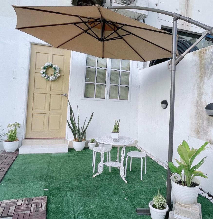 Helena'S Studio Suite Gerik Luaran gambar
